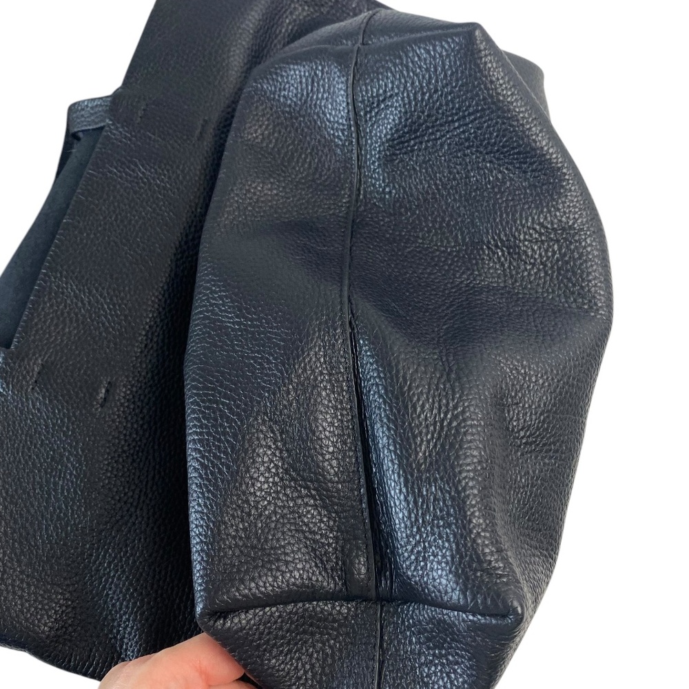 Quince Italian Tall Tote Black - Picture 7 of 8